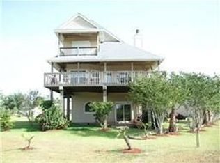 8120 Robinson Rd, Hitchcock, TX 77563