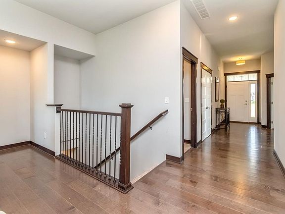 4th image of 2809 NW 21st St