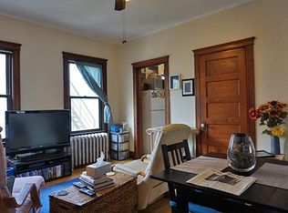 9 Pleasant St #10, Cambridge, MA 02139