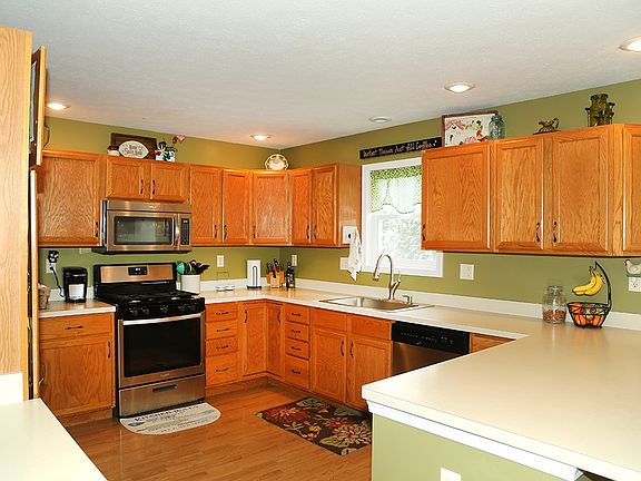 5th image of 57851 Amber Valley Dr