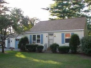 27 Harding St, Rochester, NH 03867
