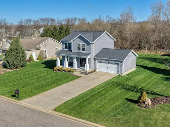 744 Pemberton Ln, Jackson, MI 49203