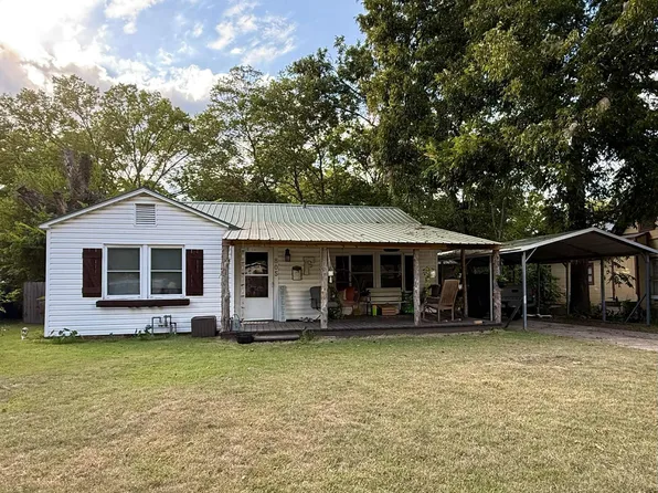 805 Sycamore St, Mineola, TX 75773