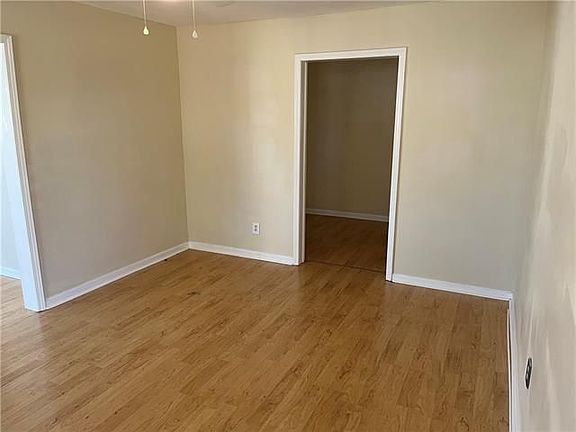 4th image of 1514 Jefferson St