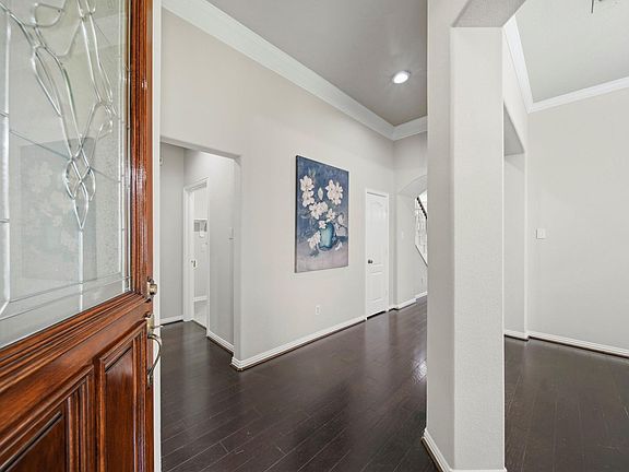 5th image of 2206 Ascot Ln