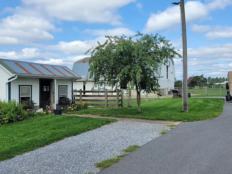 10093 Shale Rd — Photo 7