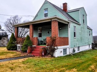 412 Douglas Ave, Elizabeth, PA