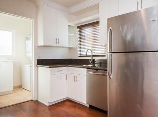 916 Emerald St, San Diego, CA 92109