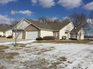 10299 Marblewing Rd, Roscoe, IL 61073