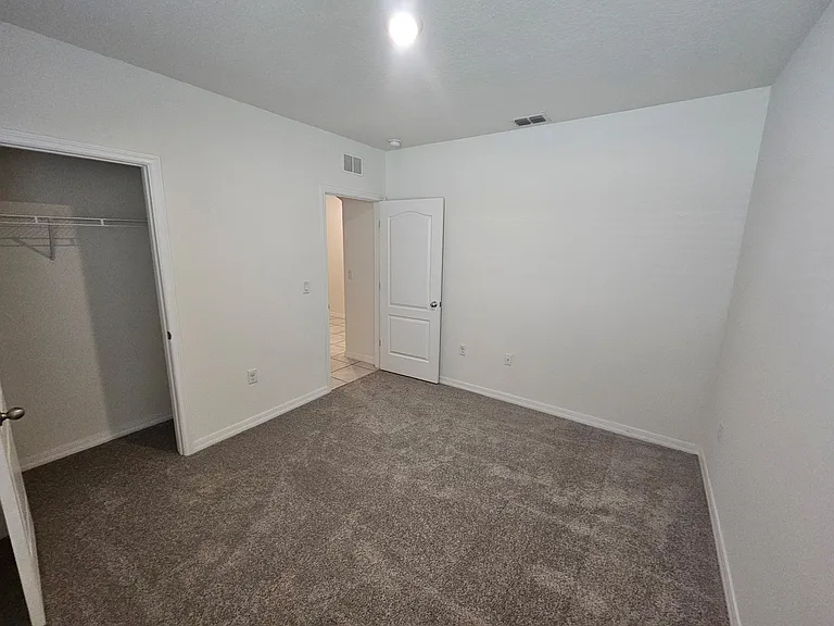 948 Summer Glen Dr — Photo 7