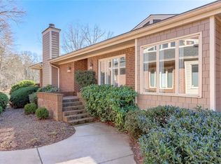 4008 Columns Dr SE, Marietta, GA 30067