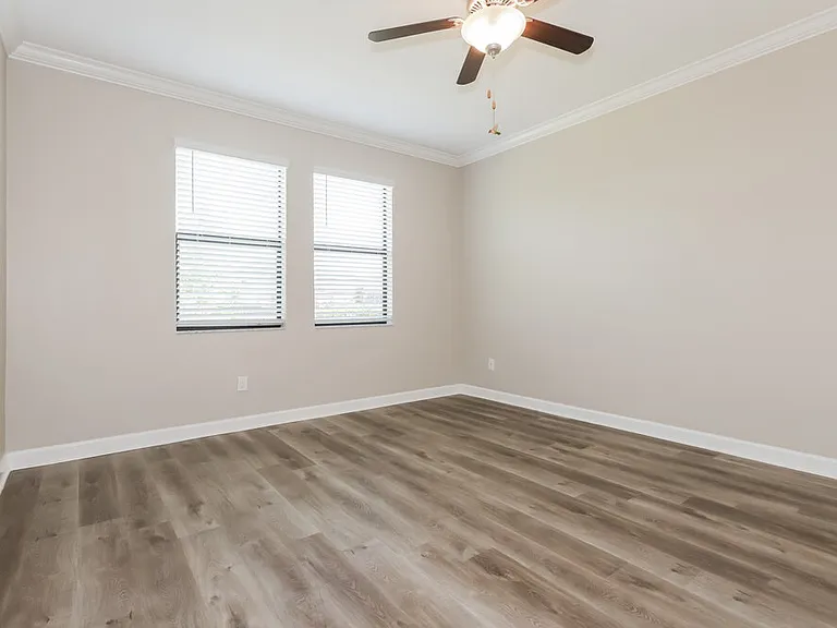9902 Ivory Dr — Photo 10