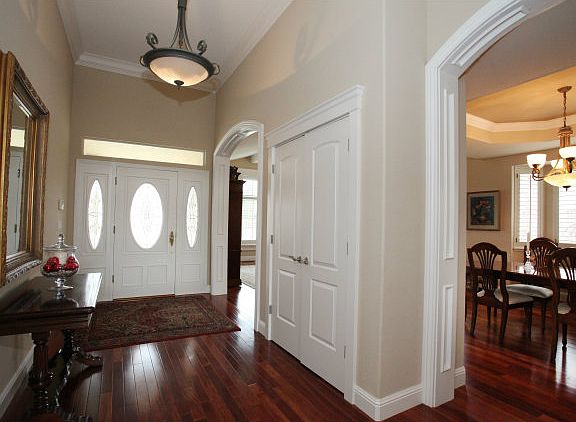 2nd image of 3663 Meadowlands Ln
