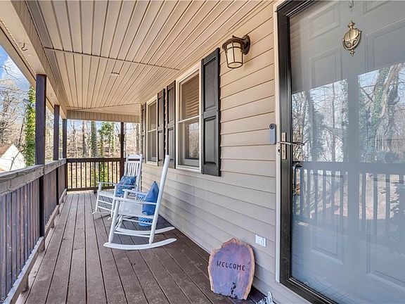 2nd image of 3137 Russell Way Ln