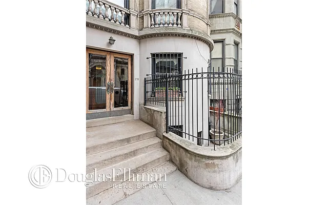 Sold by Douglas Elliman | media 16