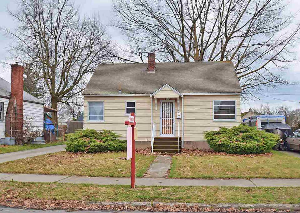 1st image of 124 E Garland Ave