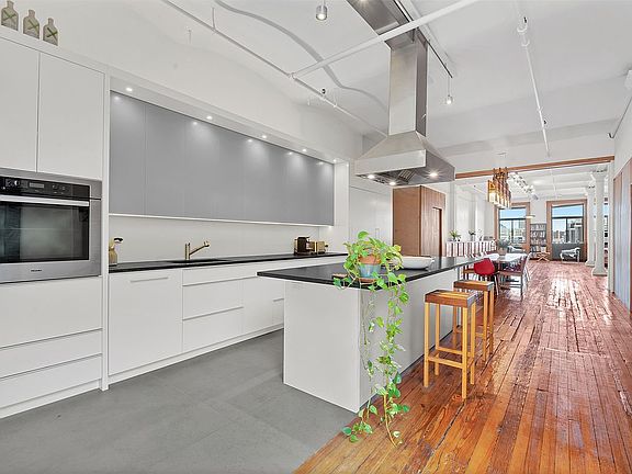4th image of 491 Broadway APT 9