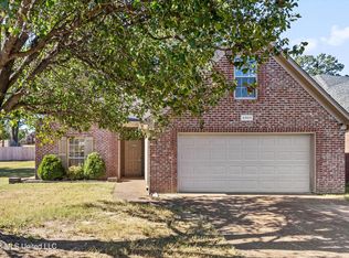 4909 Graham Lake Dr, Olive Branch, MS 38654