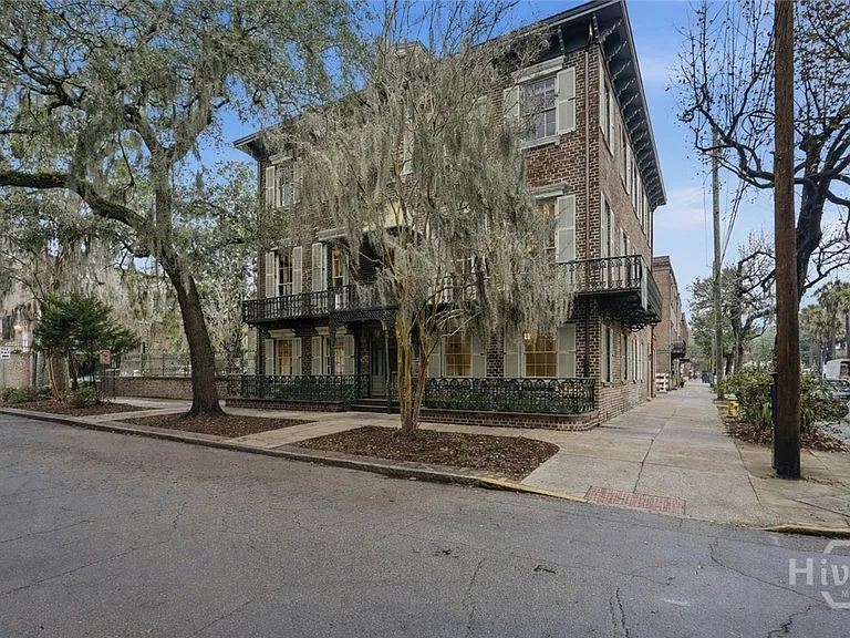E McDonough St — Photo 4