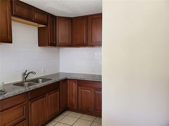 3rd image of 108-12 Rosalie Dr