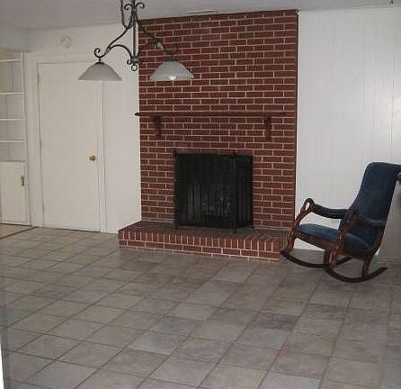 5th image of 125 Buckingham Dr