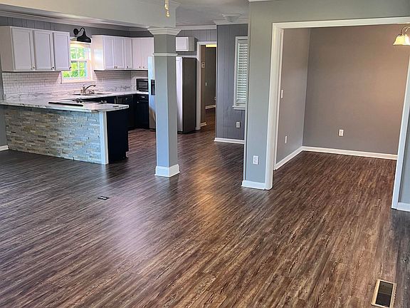 4th image of 5668 Hustleville Rd