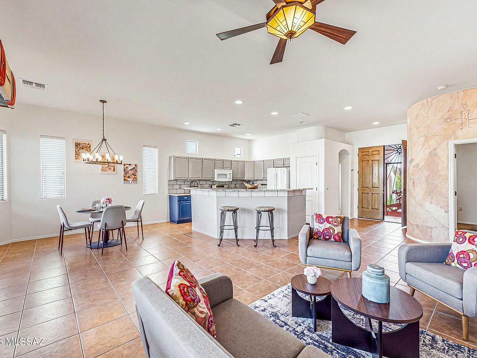 267 N Via La Castellana, Green Valley, AZ 85614 | MLS #22622434