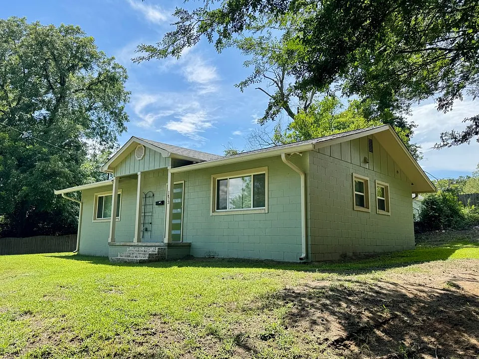1473 Calhoun Street Ln