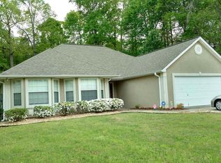 60 Arbor Cove Dr, Stockbridge, GA 30281