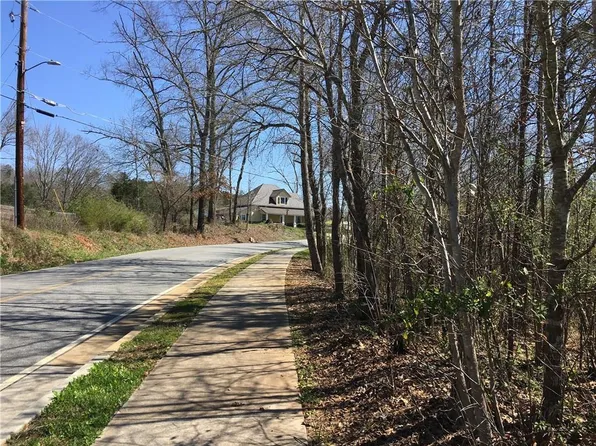 250 Polk Ave, Dallas, GA 30132