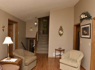 1088 Bear Cir NE, Cambridge, MN 55008