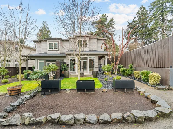 384 5th St, Lake Oswego, OR 97034