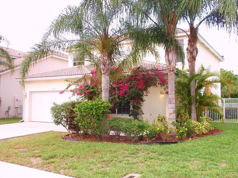 1st image of 6852 Hendry Dr