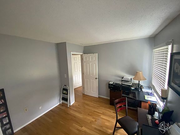 4th image of 1439 Pueblo Ct