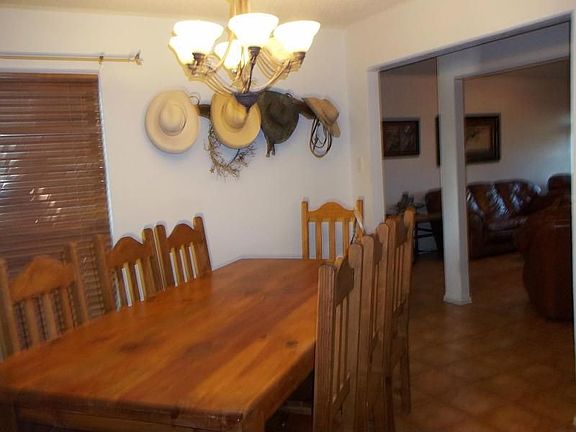5th image of 4025 Sandy Hollow Dr