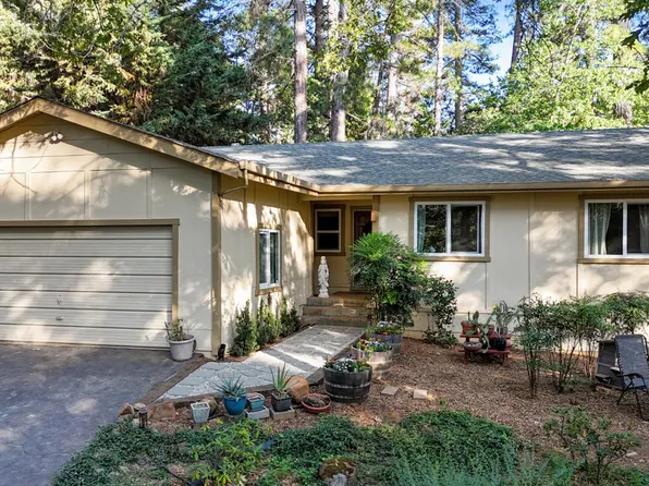 11860 Hanley Dr, Grass Valley, CA 95949