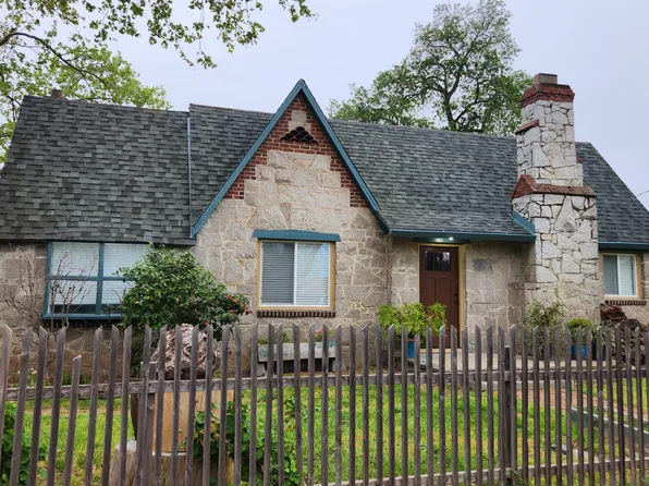 3149 Academy Way, Sacramento, CA 95815