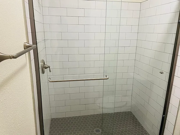 621 E Erna Ave — Photo 14