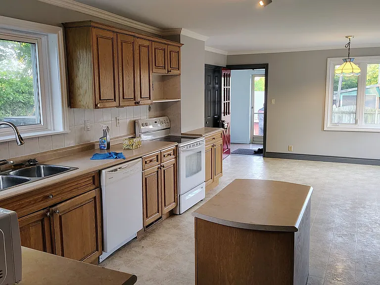 5363 Davis Dr — Photo 5