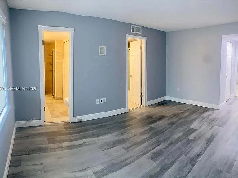 4255 N University Dr #304 — Photo 11