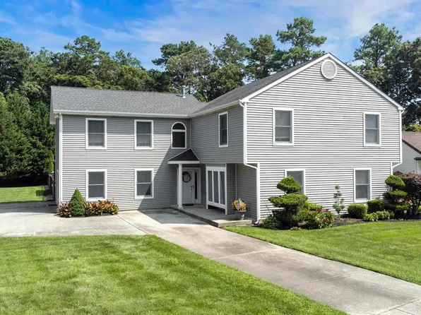 107 Northwood Ct, Northfield, NJ 08225