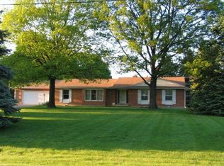 1865 Lakeshore Dr, Troy, OH 45373