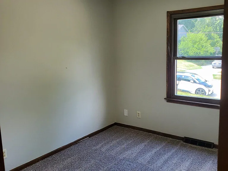 237 Greenfield Pkwy — Photo 18