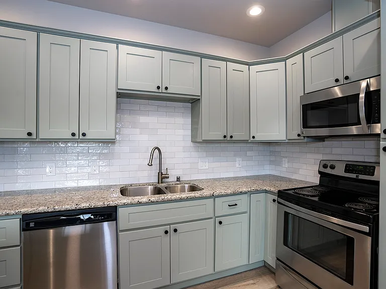 630 N Trafton St — Photo 20
