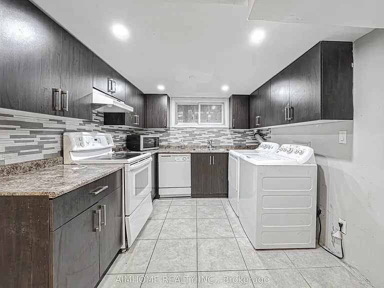 57 Gladman Ave N #BASEMENT — Photo 2