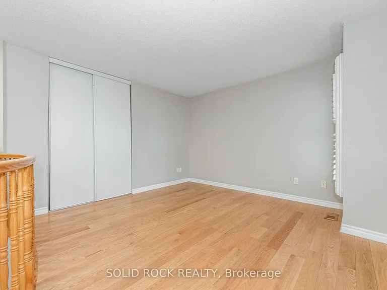 55 Gleeson Way W — Photo 24