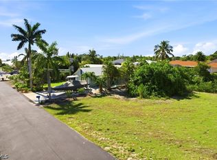 3759 Manatee Dr, Saint James City, FL 33956