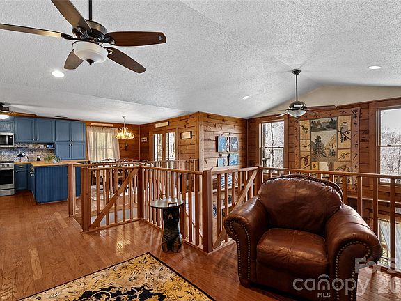 5th image of 343 Chestnut Village Vlg #11 & 12