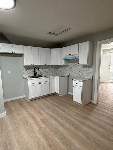 145 Starr St #3 Photo 1