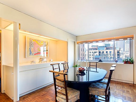 4th image of 10 E 70th St APT 11B